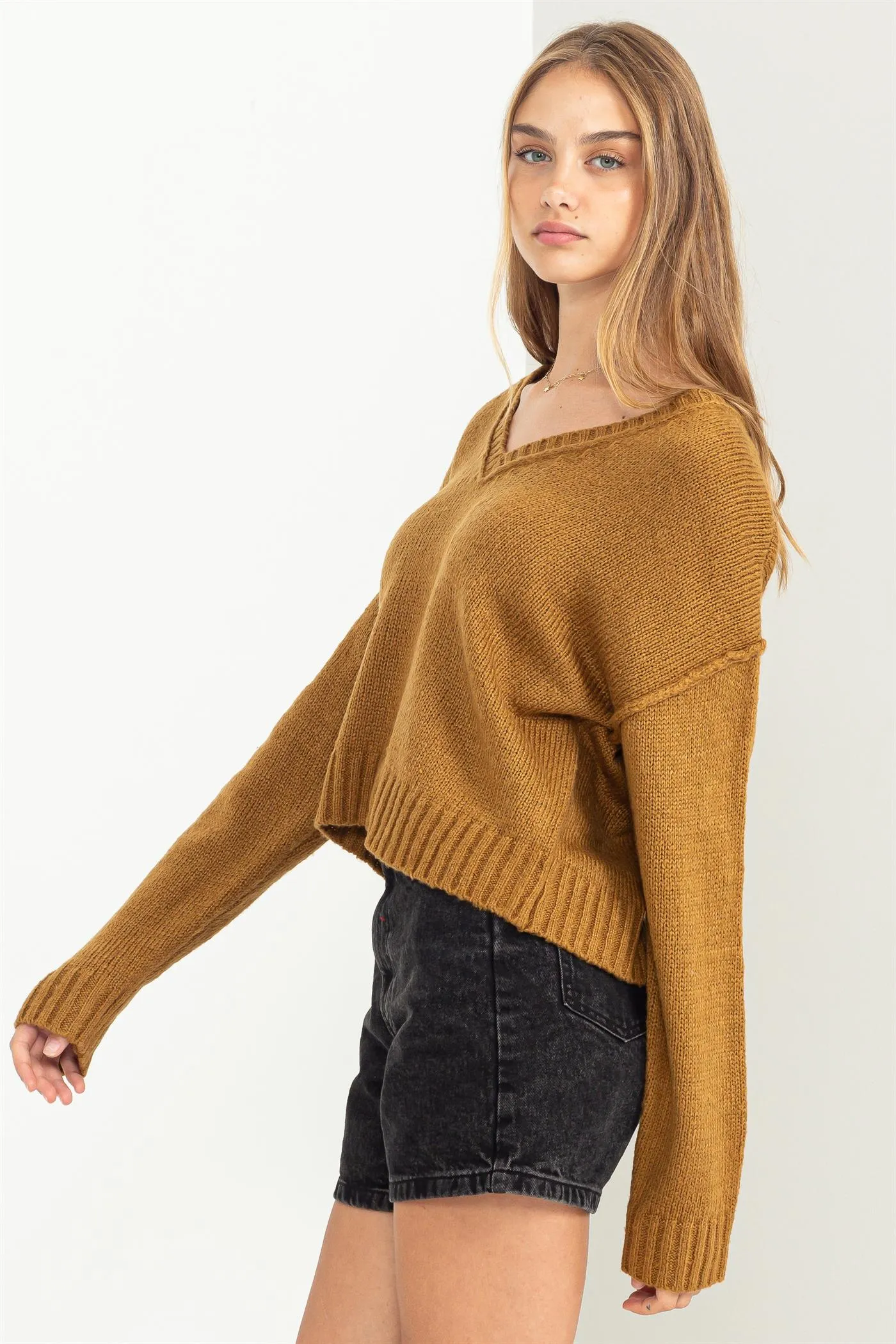 DZ23F803-Long Layers V Neck Long Sleeve Sweater