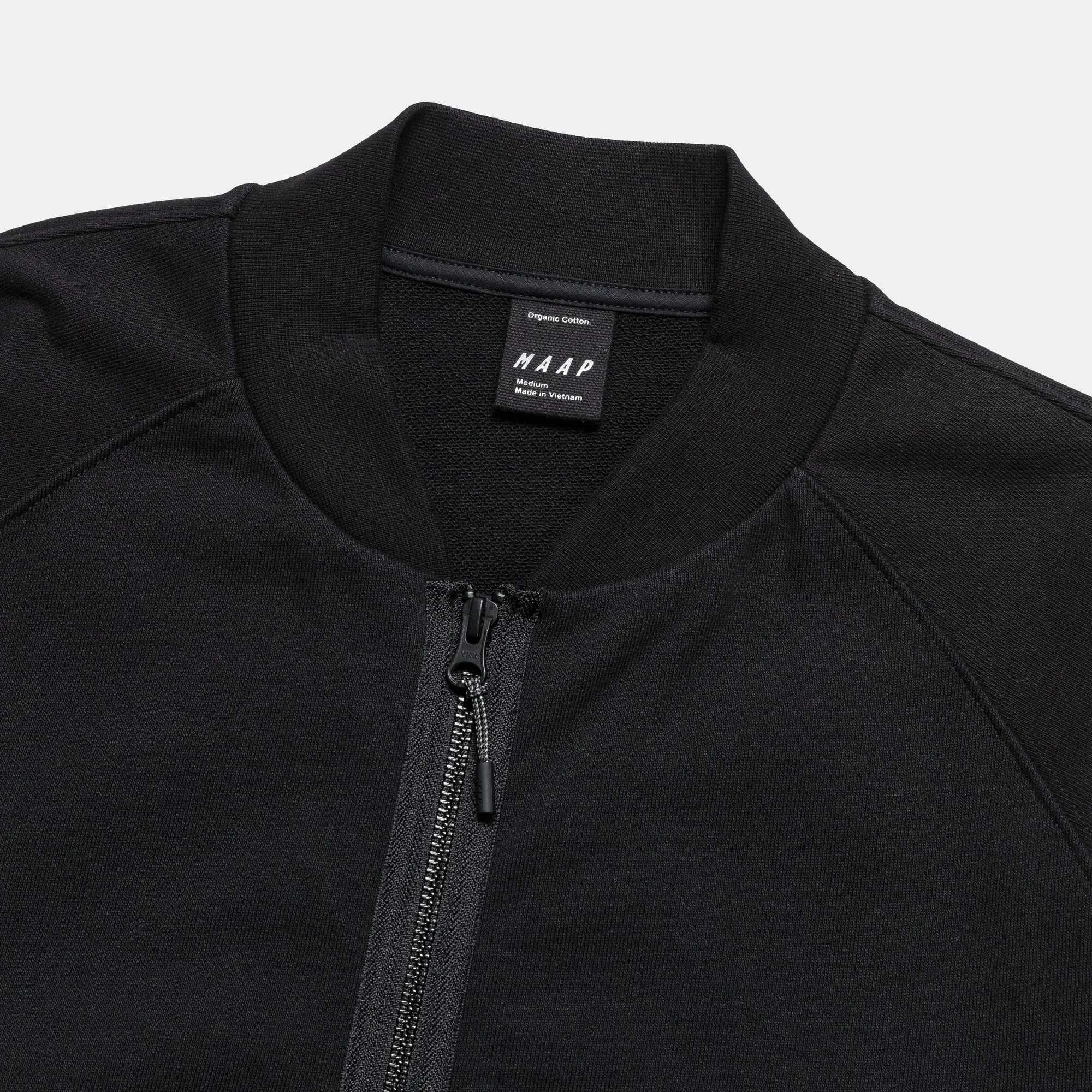 Essentials Zip Crew - Black