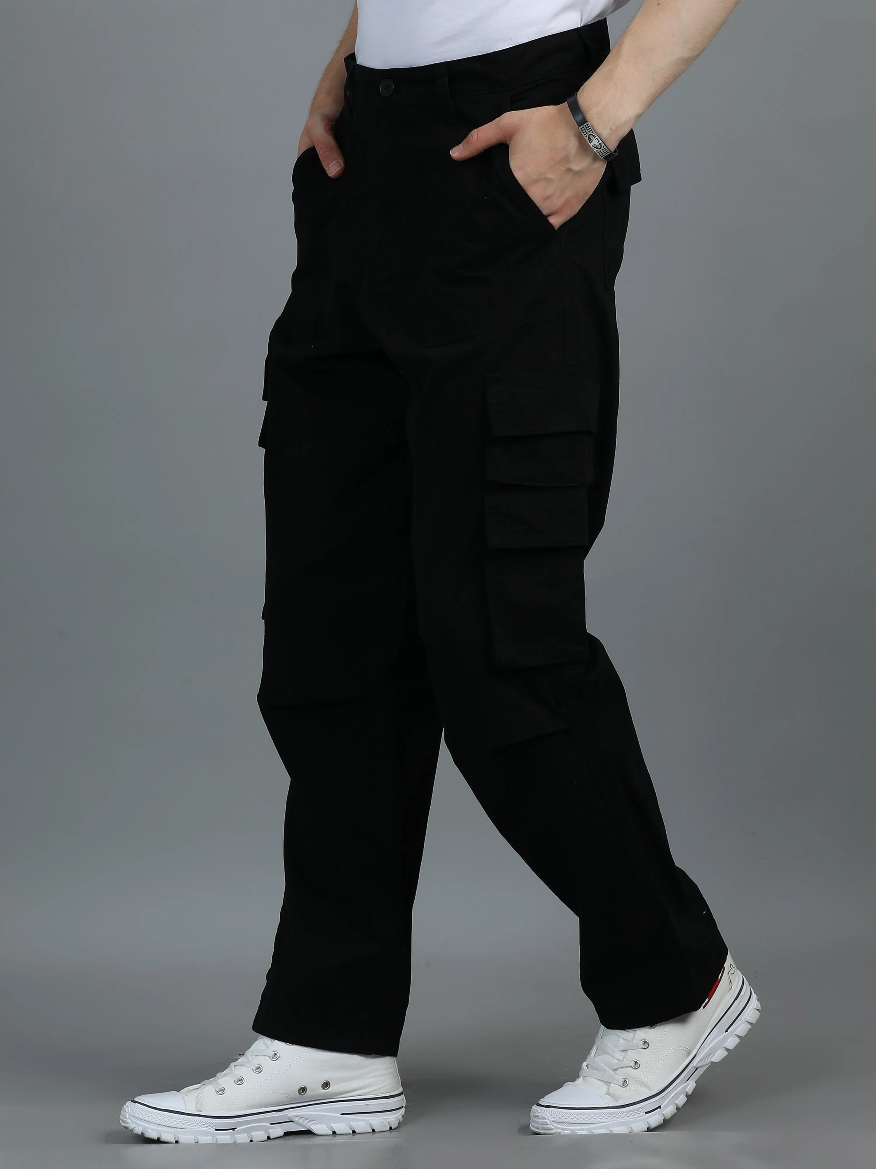 Men 2 Cotton Relaxed Fit Cargo Trousers, Black Khakhi